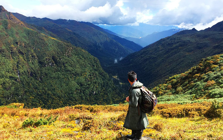 Druk Path trekking landscape