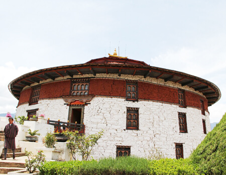 Paro Travel Guide