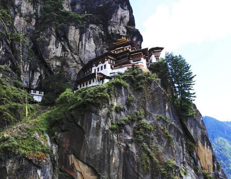 Paro Travel Guide
