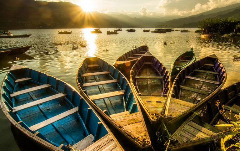 How to Plan A Nepal Trip | Pokhara Phewa Lake